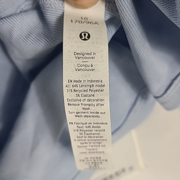 NWT Lululemon Women's Twist-Back Soft Ribbed Short Sleeve Top Blue Linen Sz 10 - Picture 4 of 8